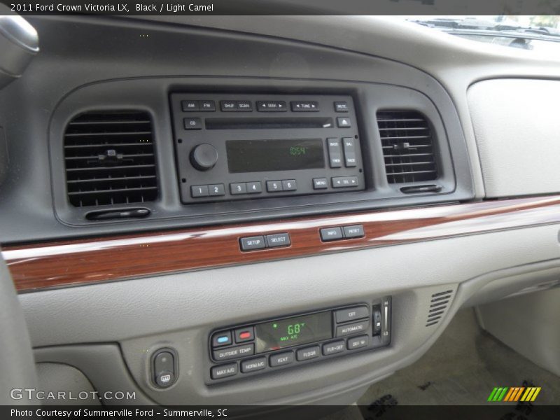 Black / Light Camel 2011 Ford Crown Victoria LX