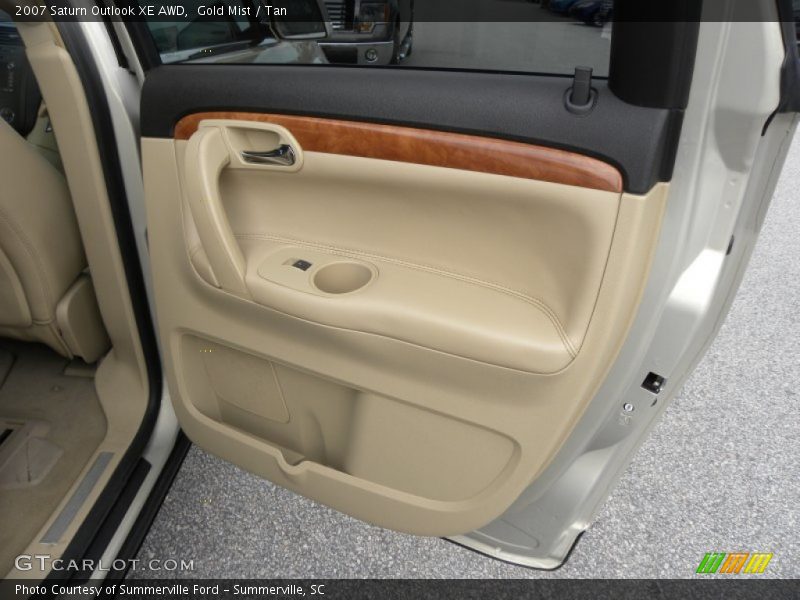Gold Mist / Tan 2007 Saturn Outlook XE AWD