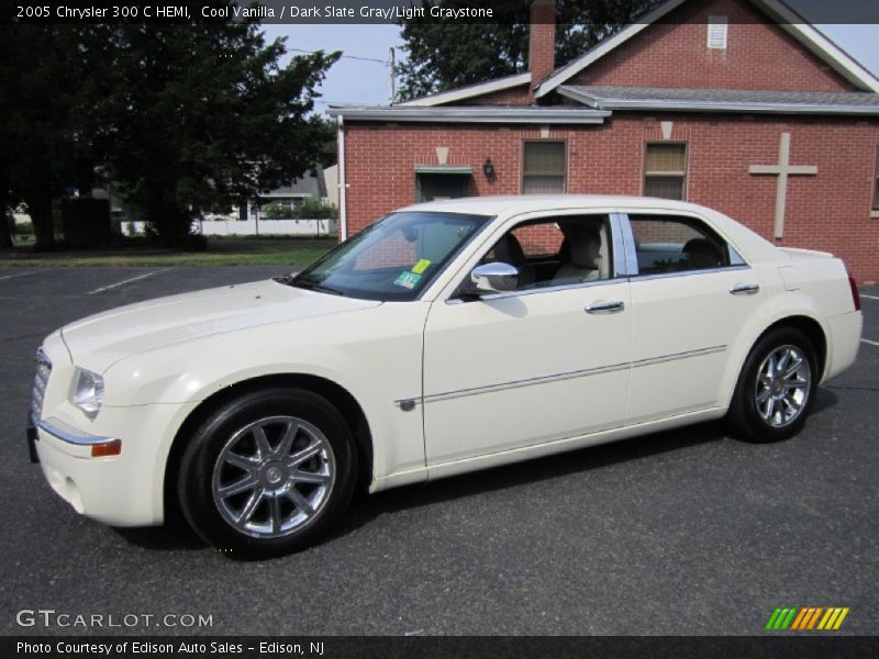 Cool Vanilla / Dark Slate Gray/Light Graystone 2005 Chrysler 300 C HEMI