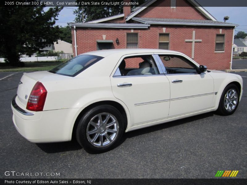Cool Vanilla / Dark Slate Gray/Light Graystone 2005 Chrysler 300 C HEMI