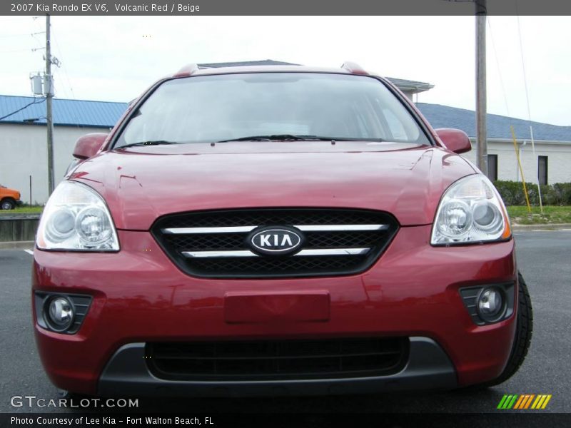 Volcanic Red / Beige 2007 Kia Rondo EX V6