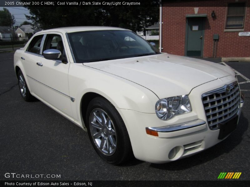Cool Vanilla / Dark Slate Gray/Light Graystone 2005 Chrysler 300 C HEMI