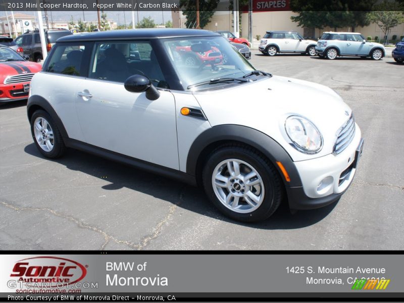 Pepper White / Carbon Black 2013 Mini Cooper Hardtop