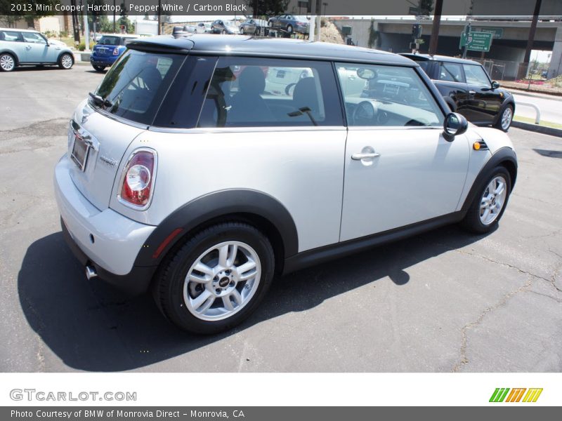 Pepper White / Carbon Black 2013 Mini Cooper Hardtop