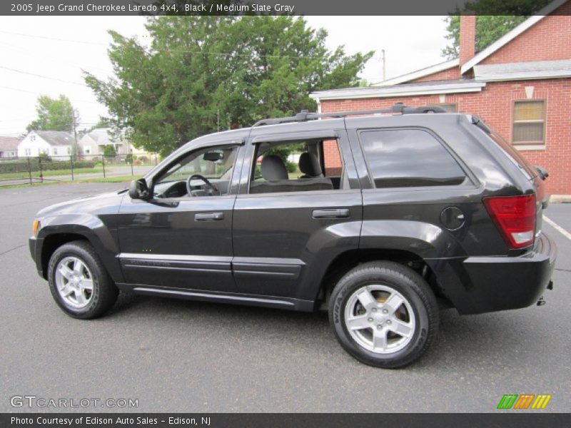 Black / Medium Slate Gray 2005 Jeep Grand Cherokee Laredo 4x4