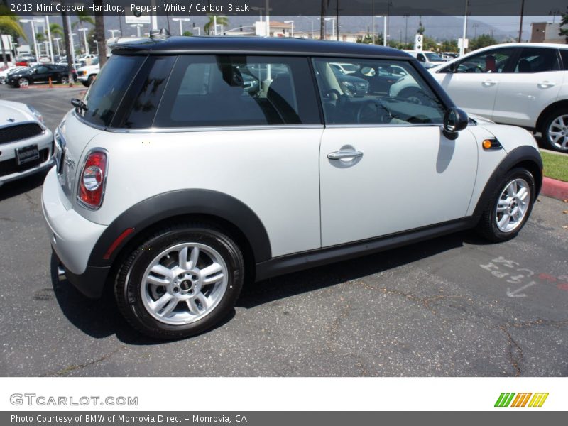 Pepper White / Carbon Black 2013 Mini Cooper Hardtop