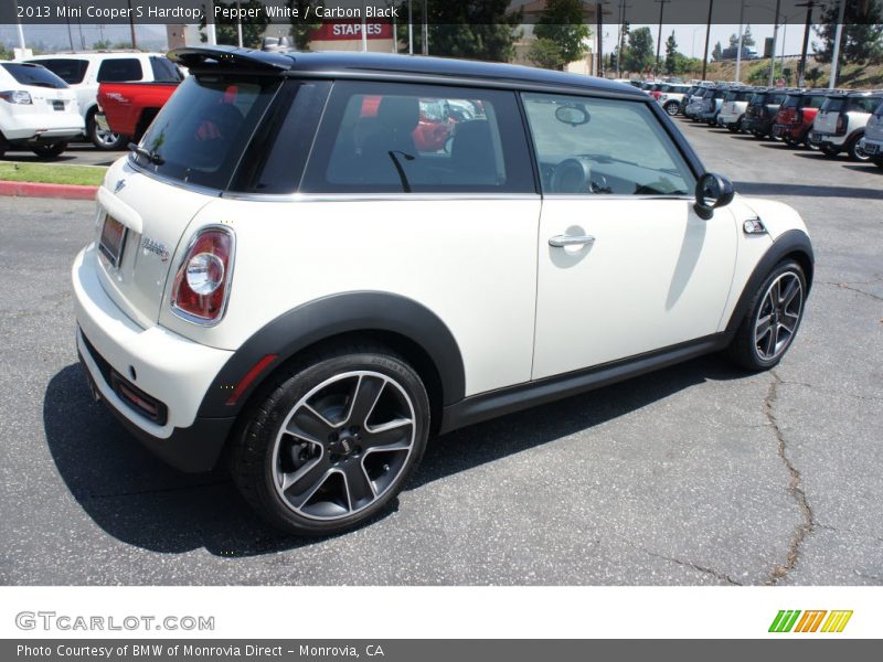 Pepper White / Carbon Black 2013 Mini Cooper S Hardtop