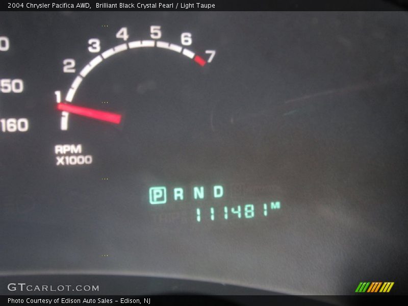 Brilliant Black Crystal Pearl / Light Taupe 2004 Chrysler Pacifica AWD