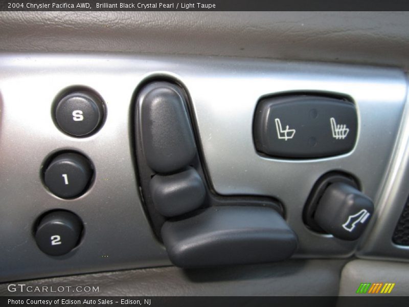 Controls of 2004 Pacifica AWD