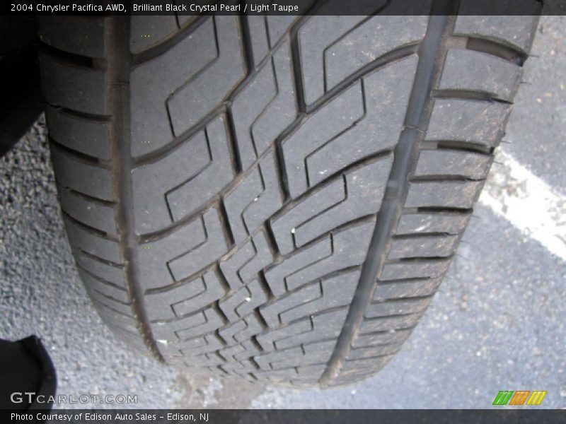 Brilliant Black Crystal Pearl / Light Taupe 2004 Chrysler Pacifica AWD