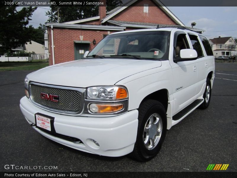 Summit White / Sandstone 2006 GMC Yukon Denali AWD