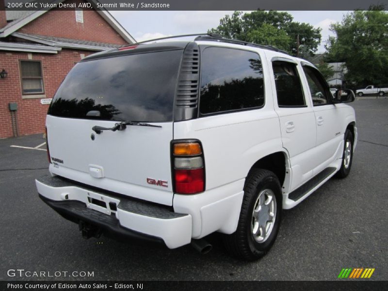 Summit White / Sandstone 2006 GMC Yukon Denali AWD