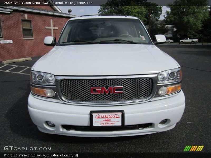 Summit White / Sandstone 2006 GMC Yukon Denali AWD