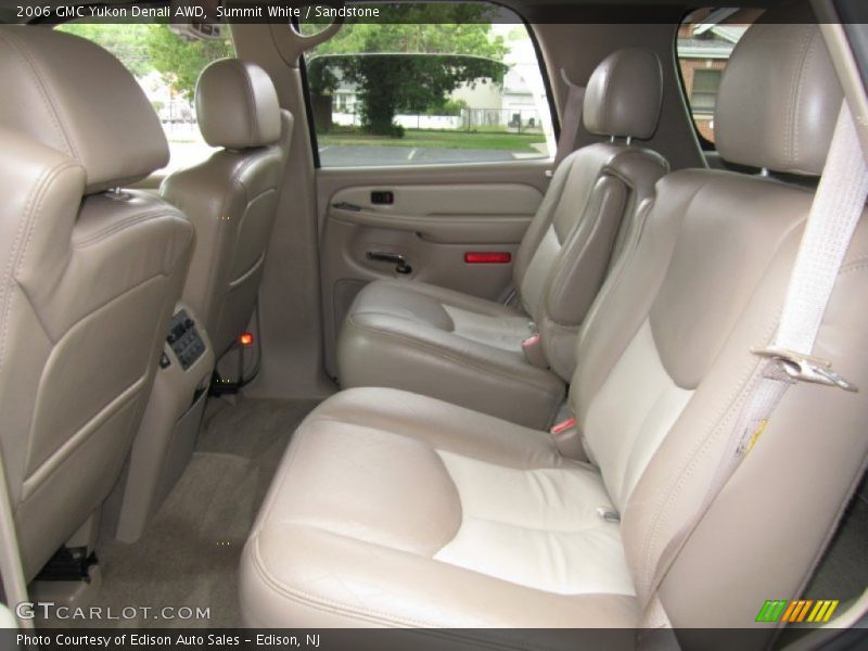Summit White / Sandstone 2006 GMC Yukon Denali AWD