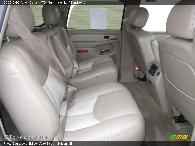 Summit White / Sandstone 2006 GMC Yukon Denali AWD