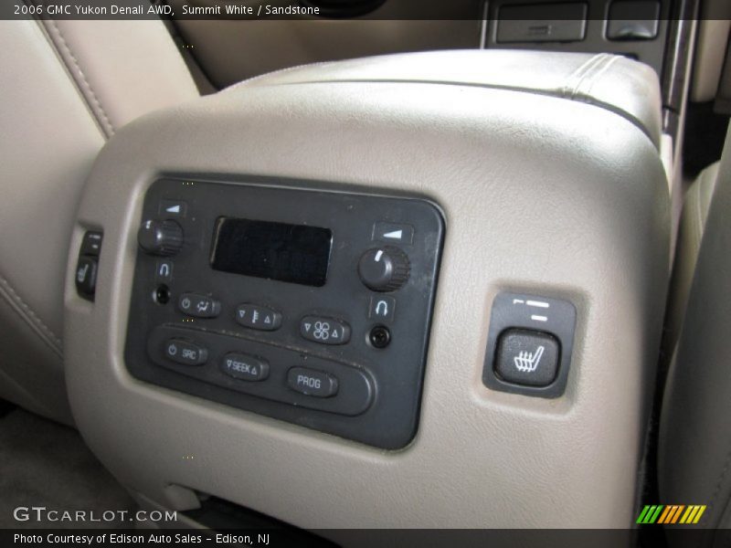 Summit White / Sandstone 2006 GMC Yukon Denali AWD