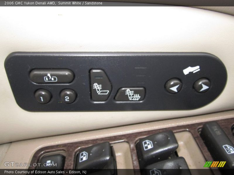Summit White / Sandstone 2006 GMC Yukon Denali AWD