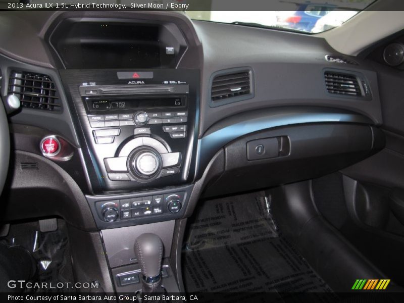 Dashboard of 2013 ILX 1.5L Hybrid Technology