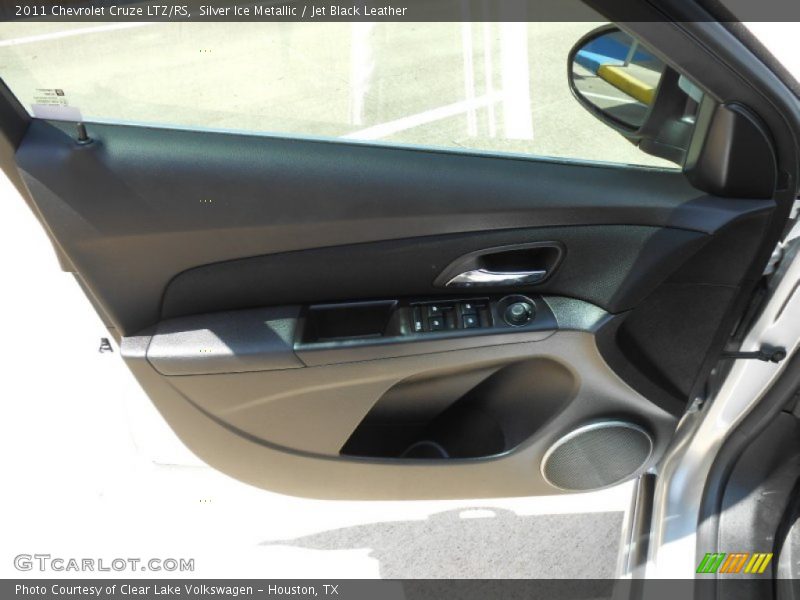 Door Panel of 2011 Cruze LTZ/RS