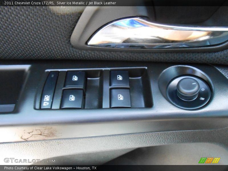 Controls of 2011 Cruze LTZ/RS