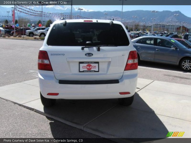 Clear White / Gray 2009 Kia Sorento LX 4x4