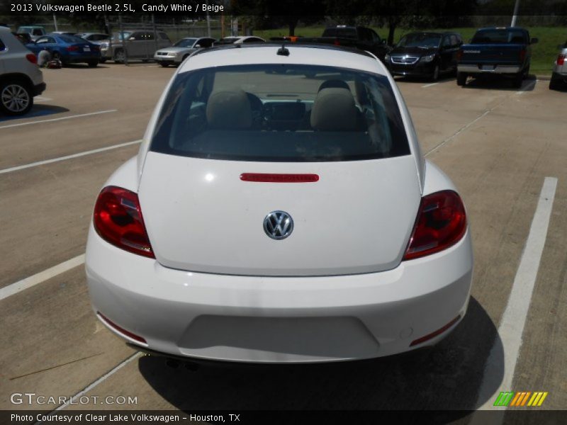 Candy White / Beige 2013 Volkswagen Beetle 2.5L