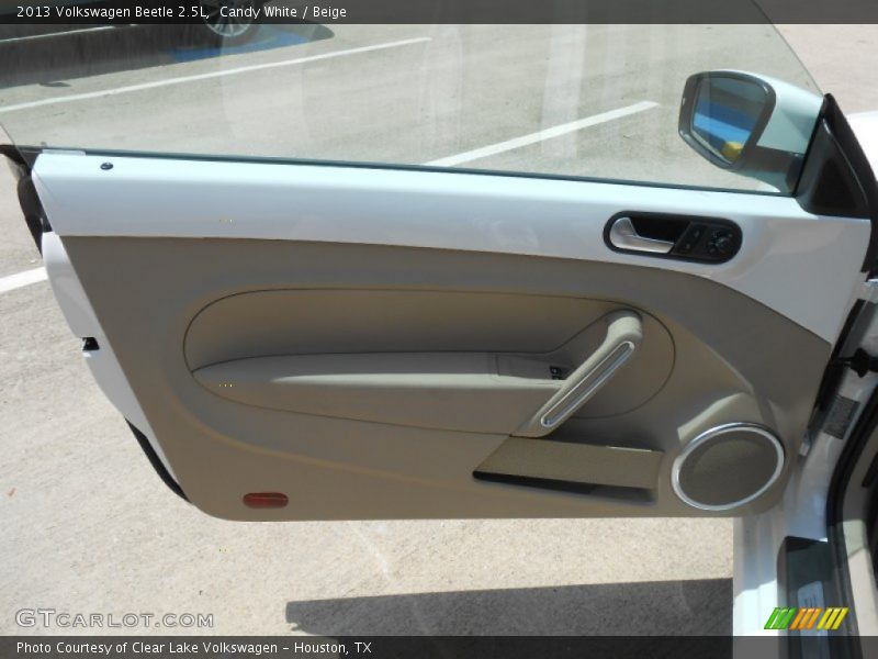 Candy White / Beige 2013 Volkswagen Beetle 2.5L