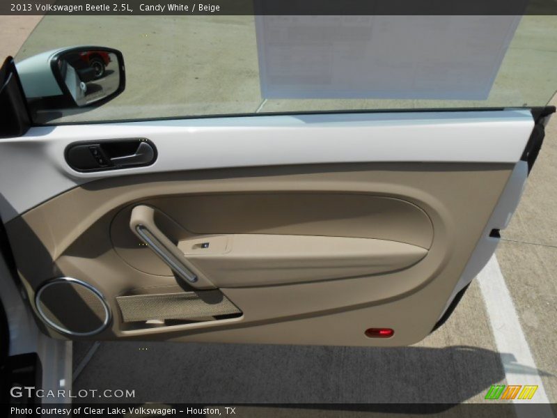 Candy White / Beige 2013 Volkswagen Beetle 2.5L