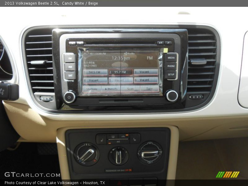 Candy White / Beige 2013 Volkswagen Beetle 2.5L
