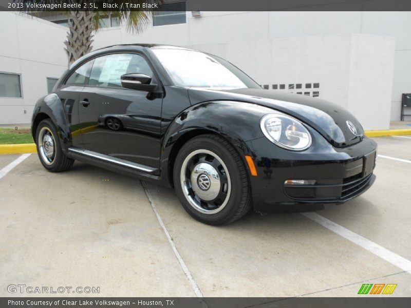 Black / Titan Black 2013 Volkswagen Beetle 2.5L