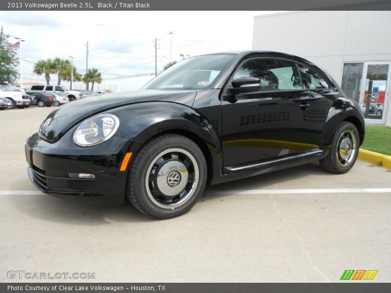 Black / Titan Black 2013 Volkswagen Beetle 2.5L