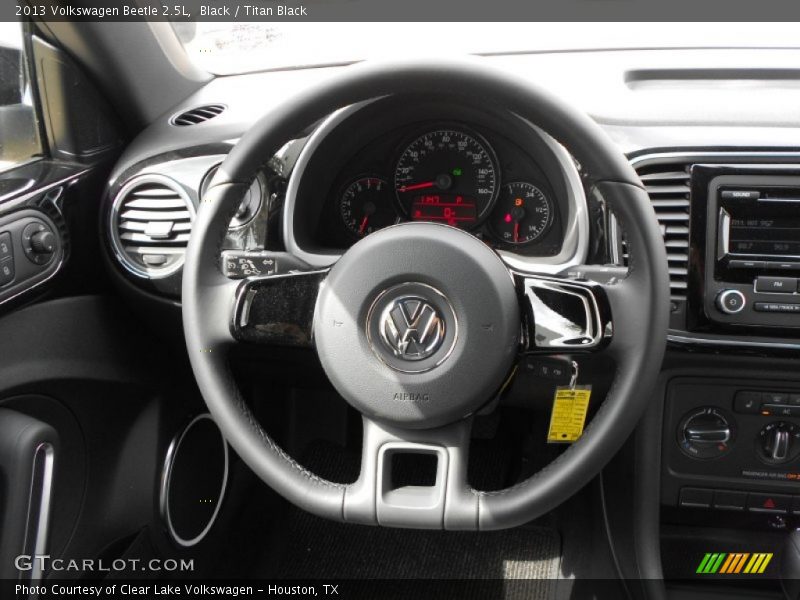 Black / Titan Black 2013 Volkswagen Beetle 2.5L