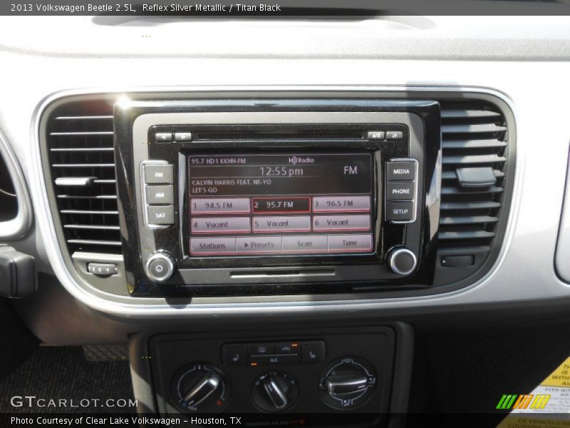 Reflex Silver Metallic / Titan Black 2013 Volkswagen Beetle 2.5L