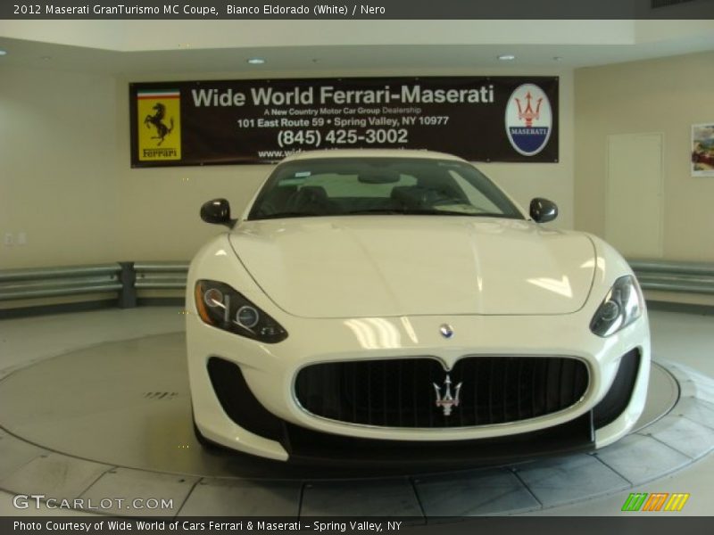 Bianco Eldorado (White) / Nero 2012 Maserati GranTurismo MC Coupe