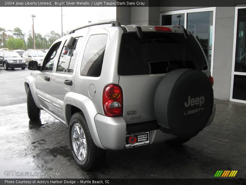Bright Silver Metallic / Light Taupe/Dark Slate Gray 2004 Jeep Liberty Limited