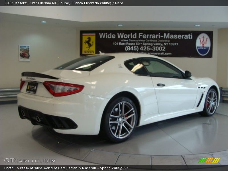 Bianco Eldorado (White) / Nero 2012 Maserati GranTurismo MC Coupe