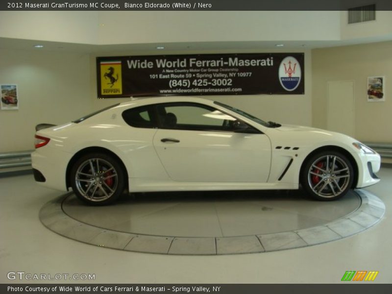 Bianco Eldorado (White) / Nero 2012 Maserati GranTurismo MC Coupe