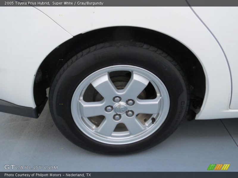 Super White / Gray/Burgundy 2005 Toyota Prius Hybrid
