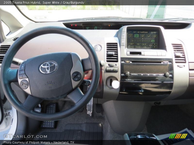 Super White / Gray/Burgundy 2005 Toyota Prius Hybrid