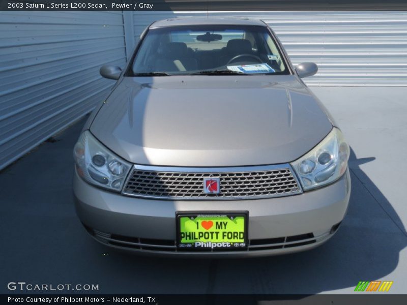 Pewter / Gray 2003 Saturn L Series L200 Sedan