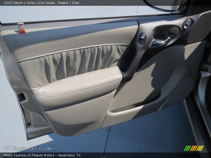 Pewter / Gray 2003 Saturn L Series L200 Sedan