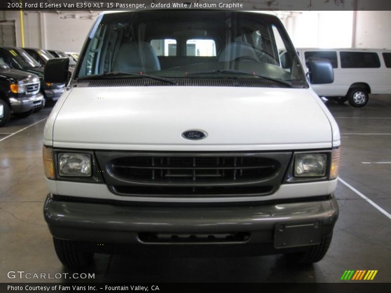 Oxford White / Medium Graphite 2002 Ford E Series Van E350 XLT 15 Passenger