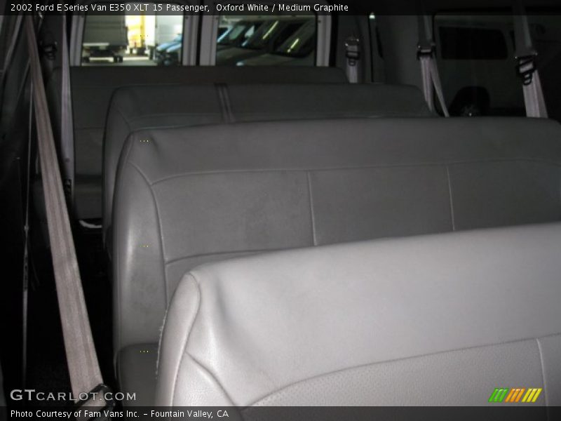 Oxford White / Medium Graphite 2002 Ford E Series Van E350 XLT 15 Passenger