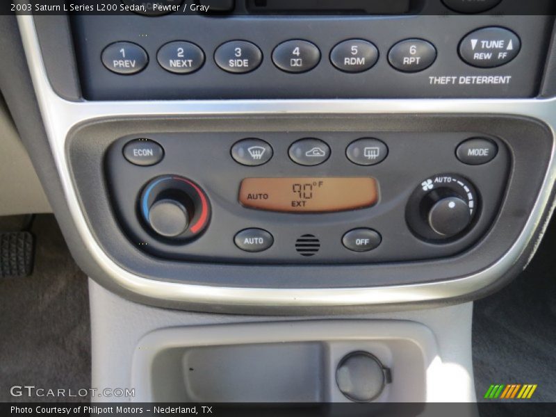 Pewter / Gray 2003 Saturn L Series L200 Sedan