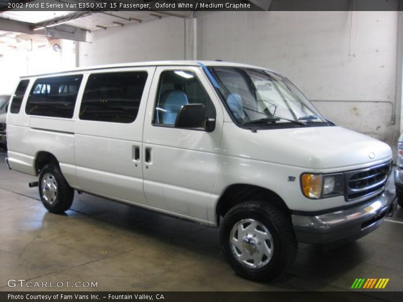 Oxford White / Medium Graphite 2002 Ford E Series Van E350 XLT 15 Passenger