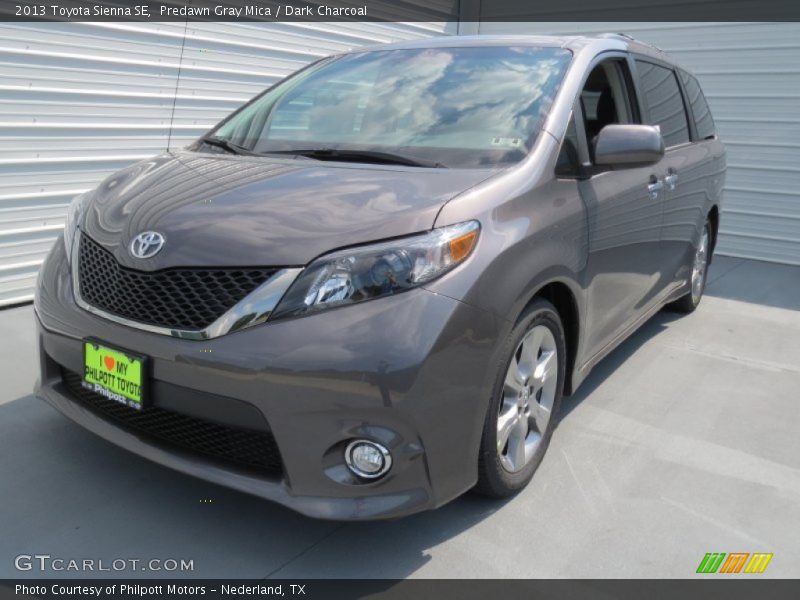 Predawn Gray Mica / Dark Charcoal 2013 Toyota Sienna SE