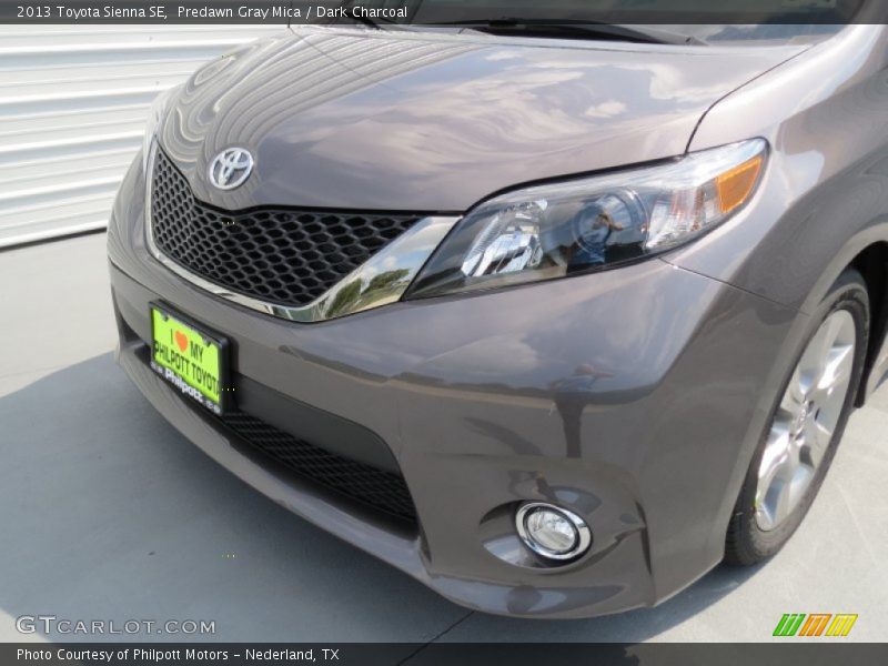 Predawn Gray Mica / Dark Charcoal 2013 Toyota Sienna SE