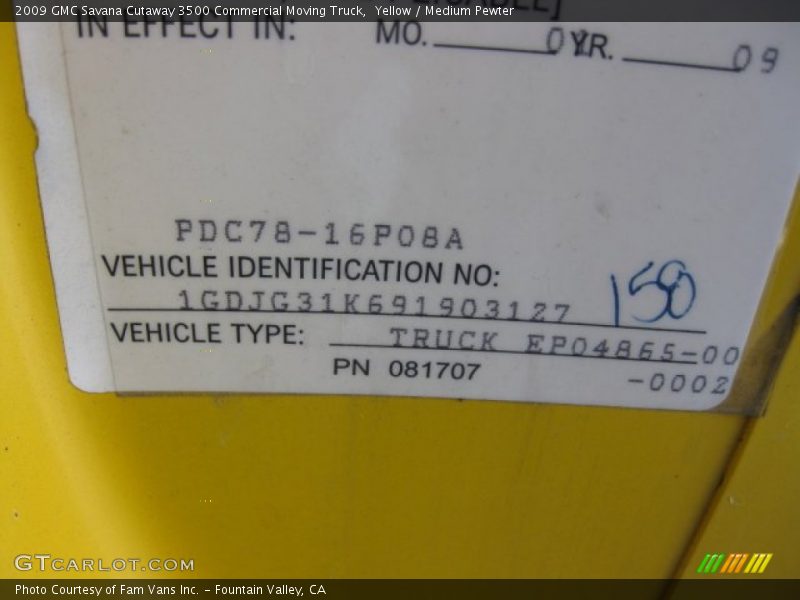 Yellow / Medium Pewter 2009 GMC Savana Cutaway 3500 Commercial Moving Truck