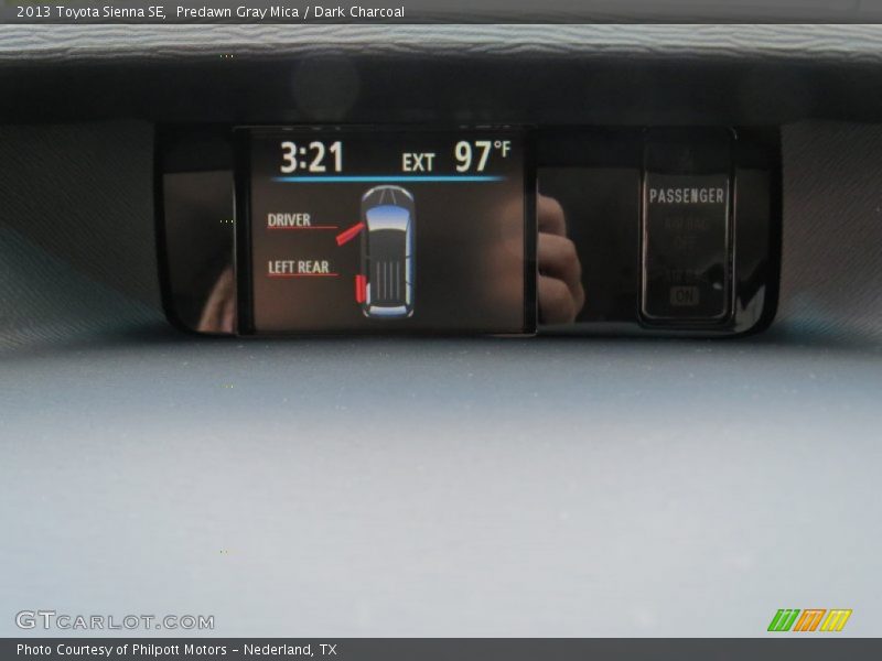 Predawn Gray Mica / Dark Charcoal 2013 Toyota Sienna SE