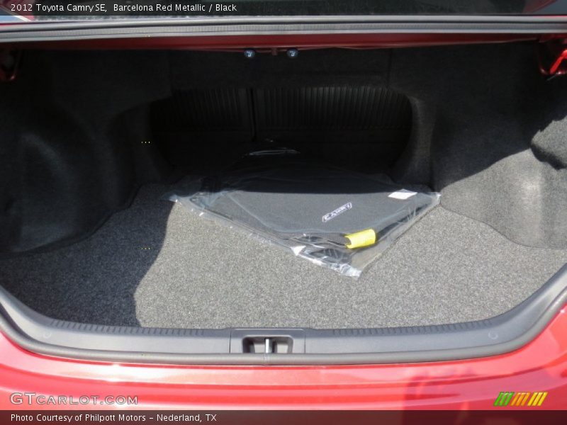 Barcelona Red Metallic / Black 2012 Toyota Camry SE
